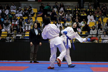 تصویر در برنامه مرحله دوم لیگ برتر کاراته بانوان